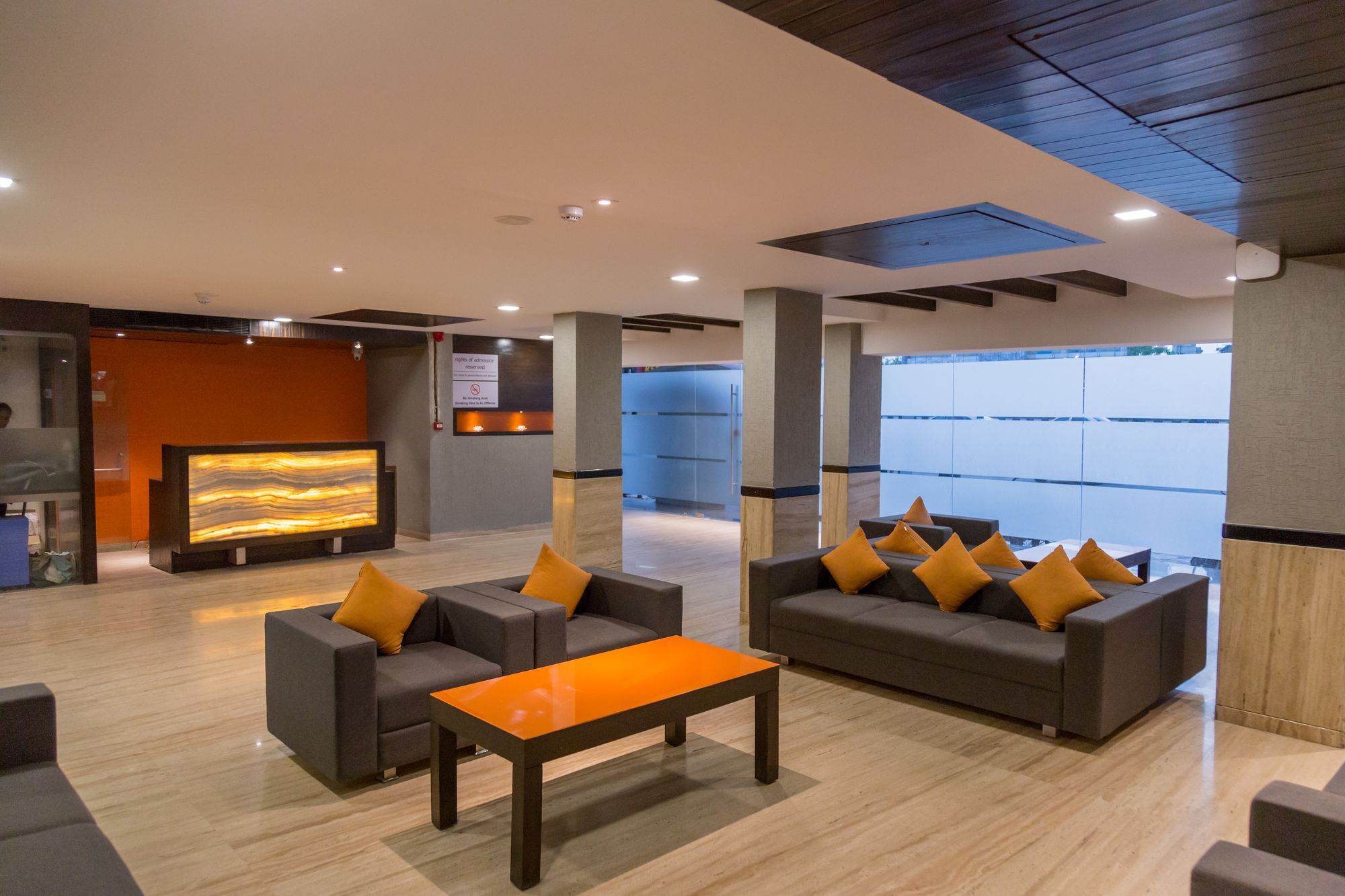 The Silver Leaf Hotel Αχμπανταμπάντ Εξωτερικό φωτογραφία